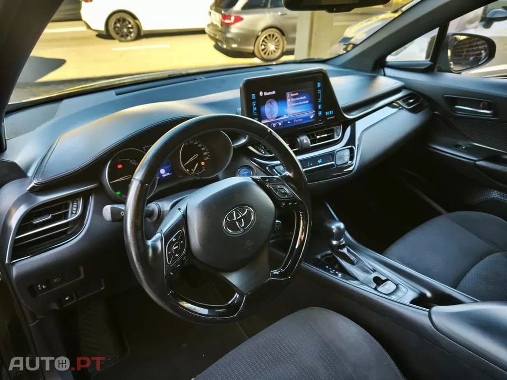 Toyota C-HR 1.8 HSD Comfort