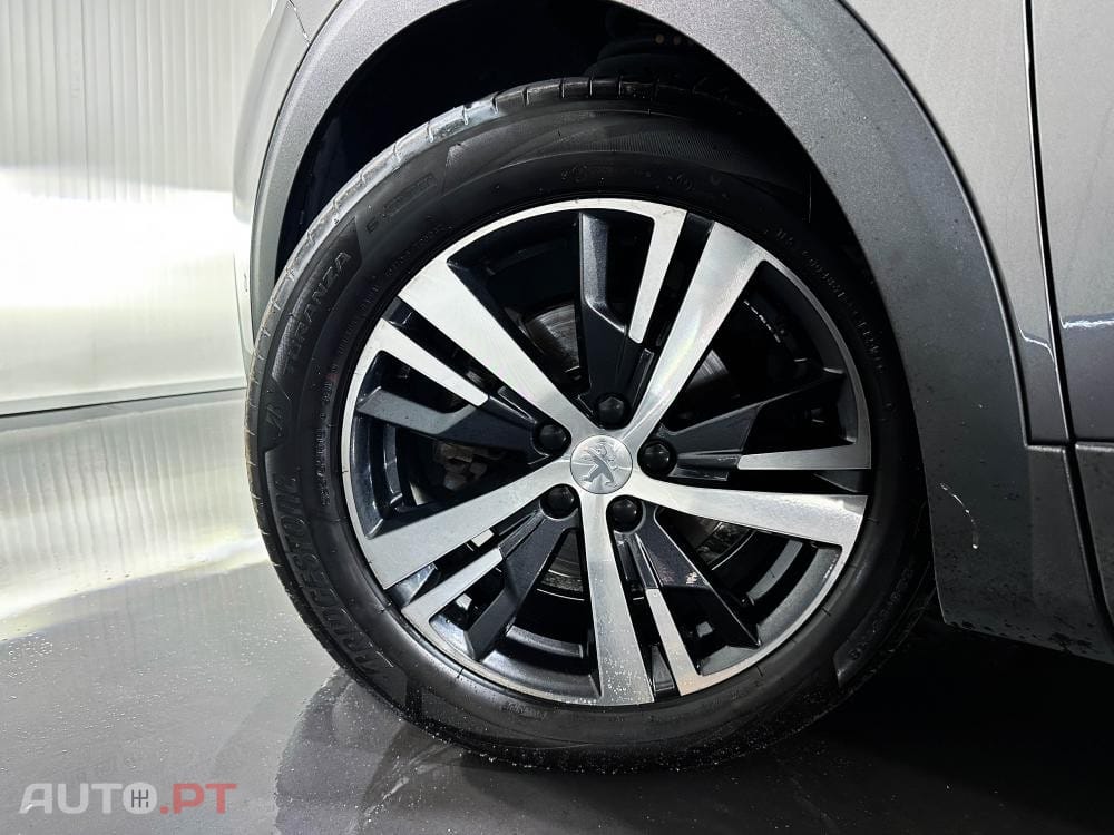 Peugeot 3008 1.6 PureTech GT EAT8