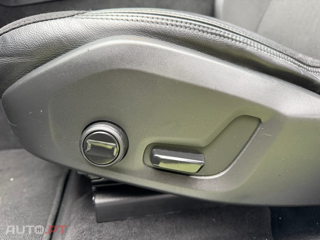 Volvo XC60 2.0 D4 Momentum Geartronic