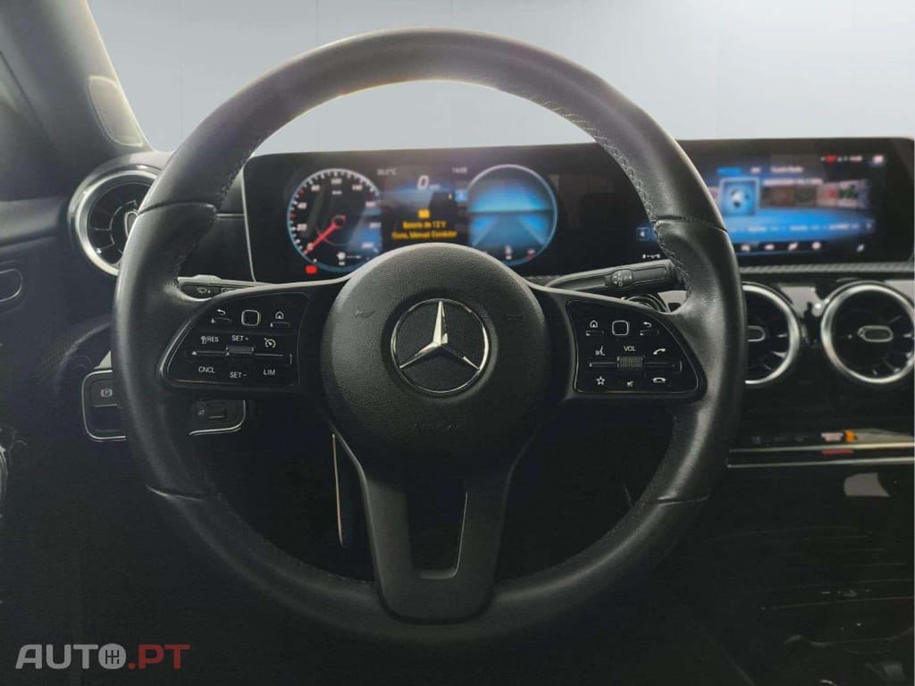 Mercedes-Benz A 180 d STYLE 