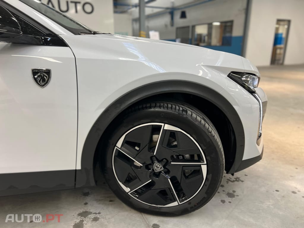 Peugeot E-408 58 kWh GT