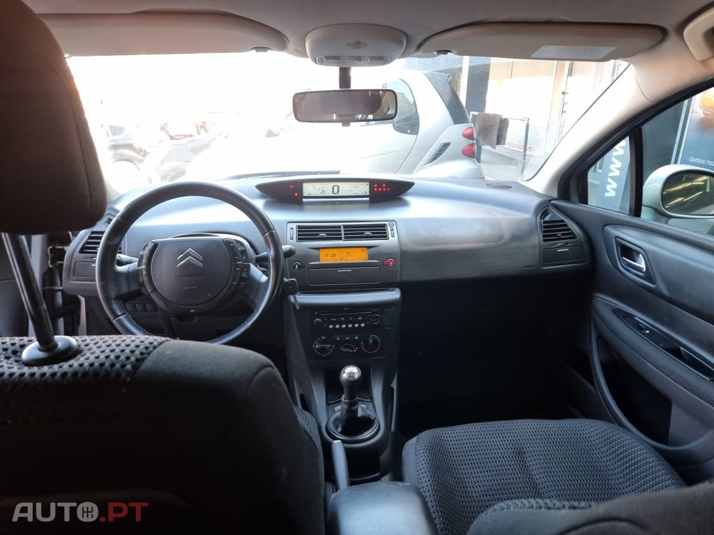 Citroen C4 1.4 16V SX