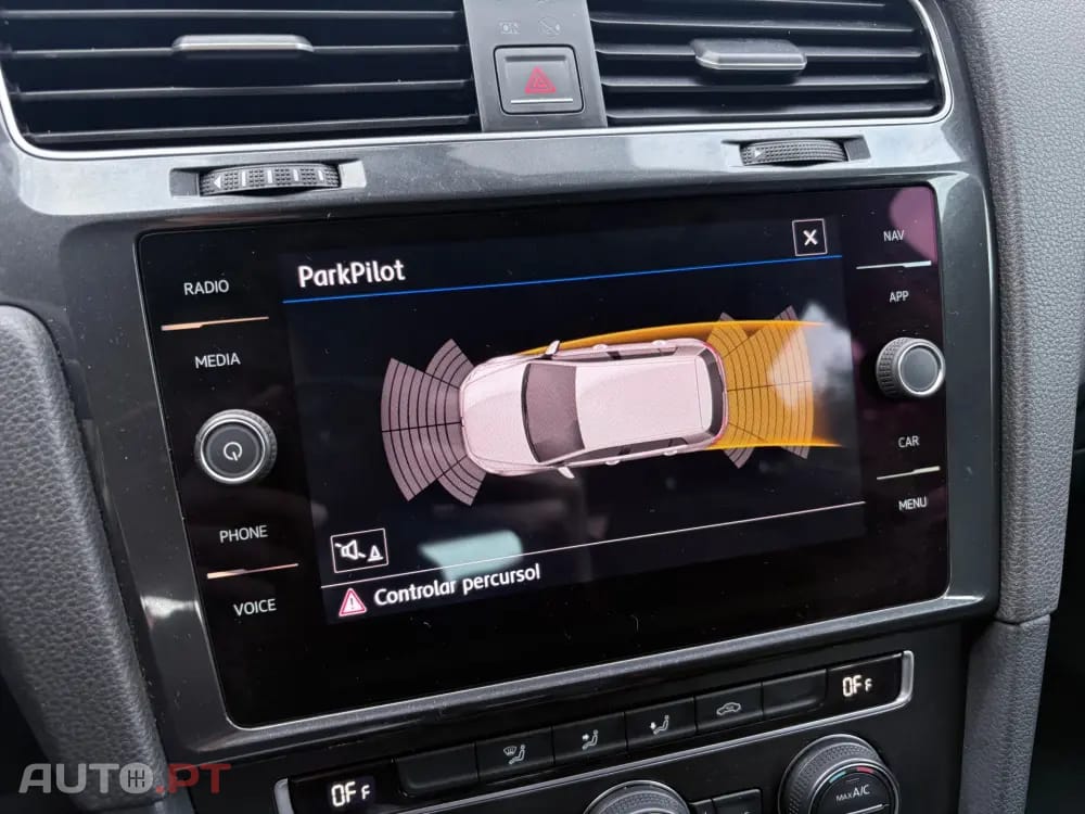 Volkswagen Golf 1.0 TSI Confortline