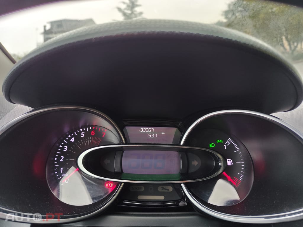 Renault Clio 0.9 TCE limited GPL