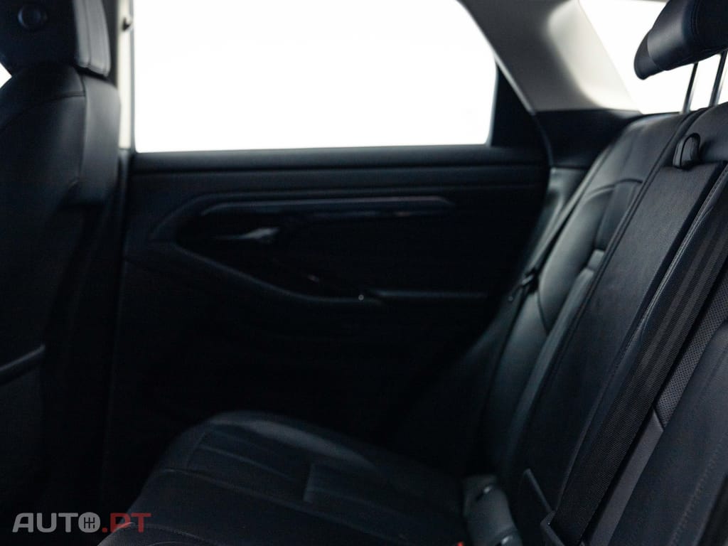 Land Rover Range Rover 1.5 P300e AWD SE Auto