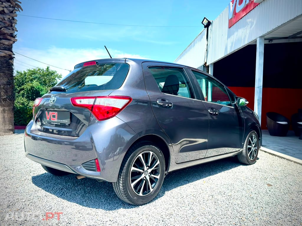 Toyota Yaris 1.0 VVT-I CONFORT
