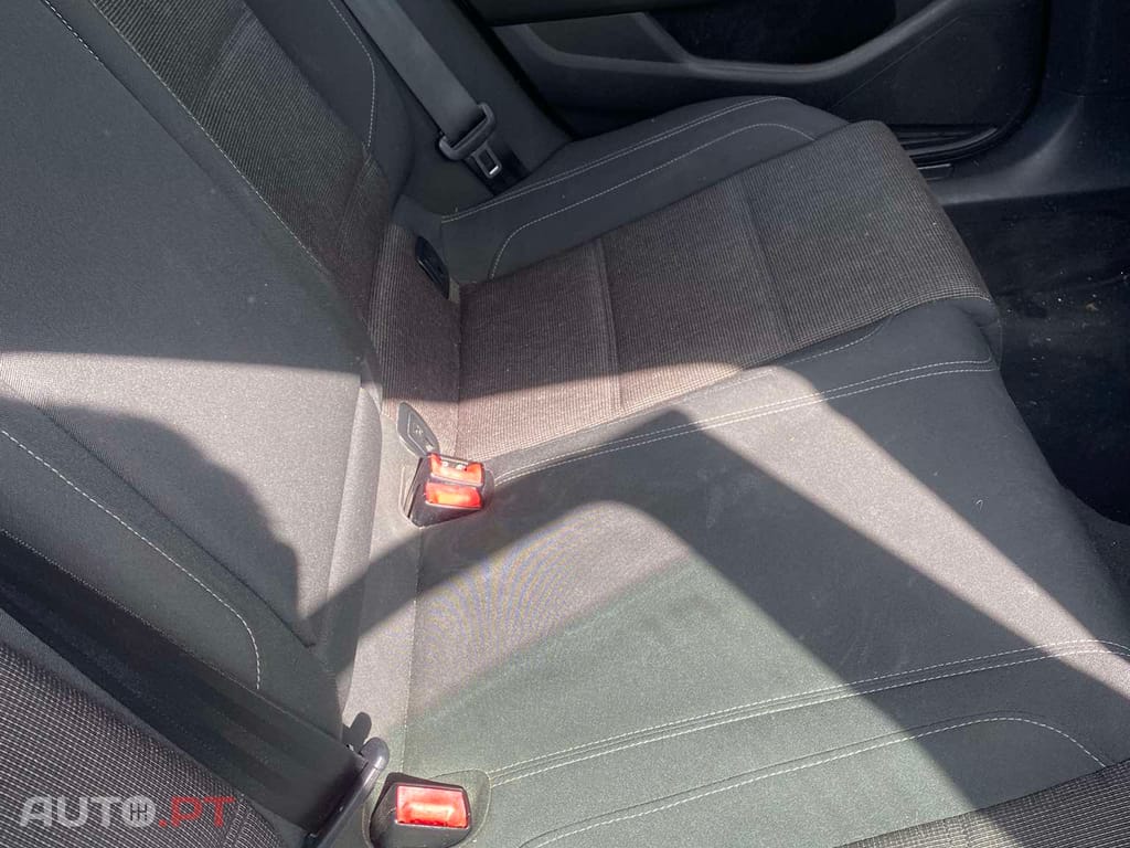 Volkswagen Passat Confortline