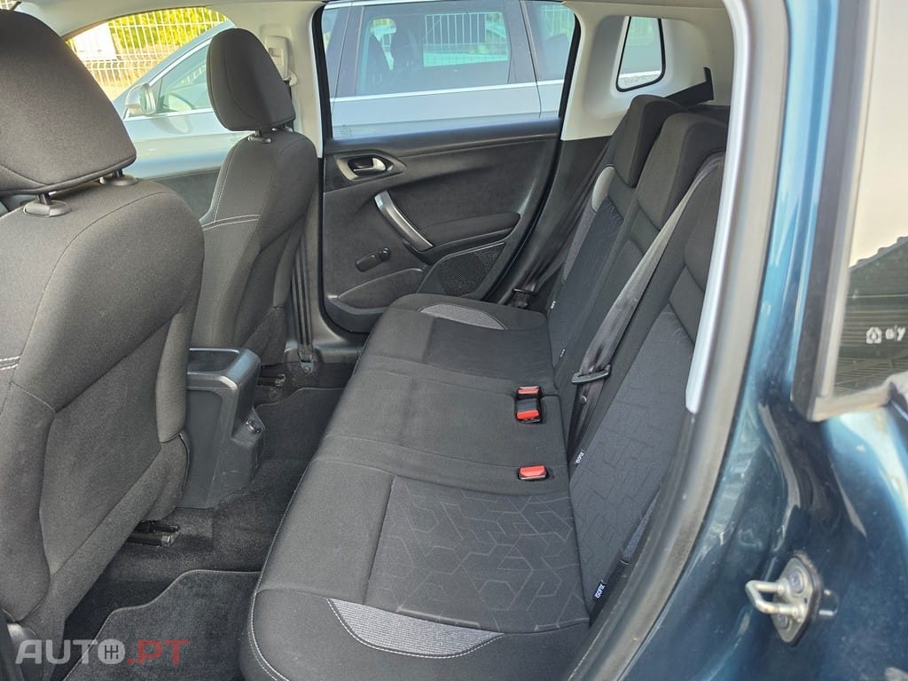 Peugeot 2008 1.2 PureTech Active