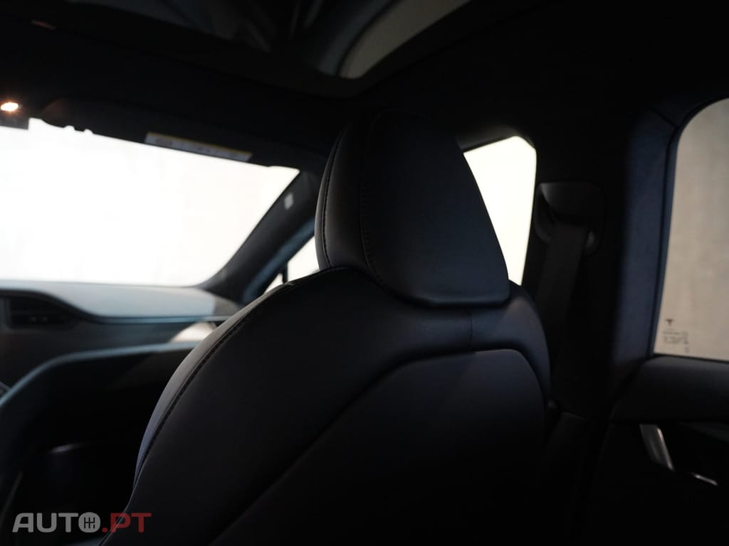 Tesla Model S Performance Ludicrous AWD