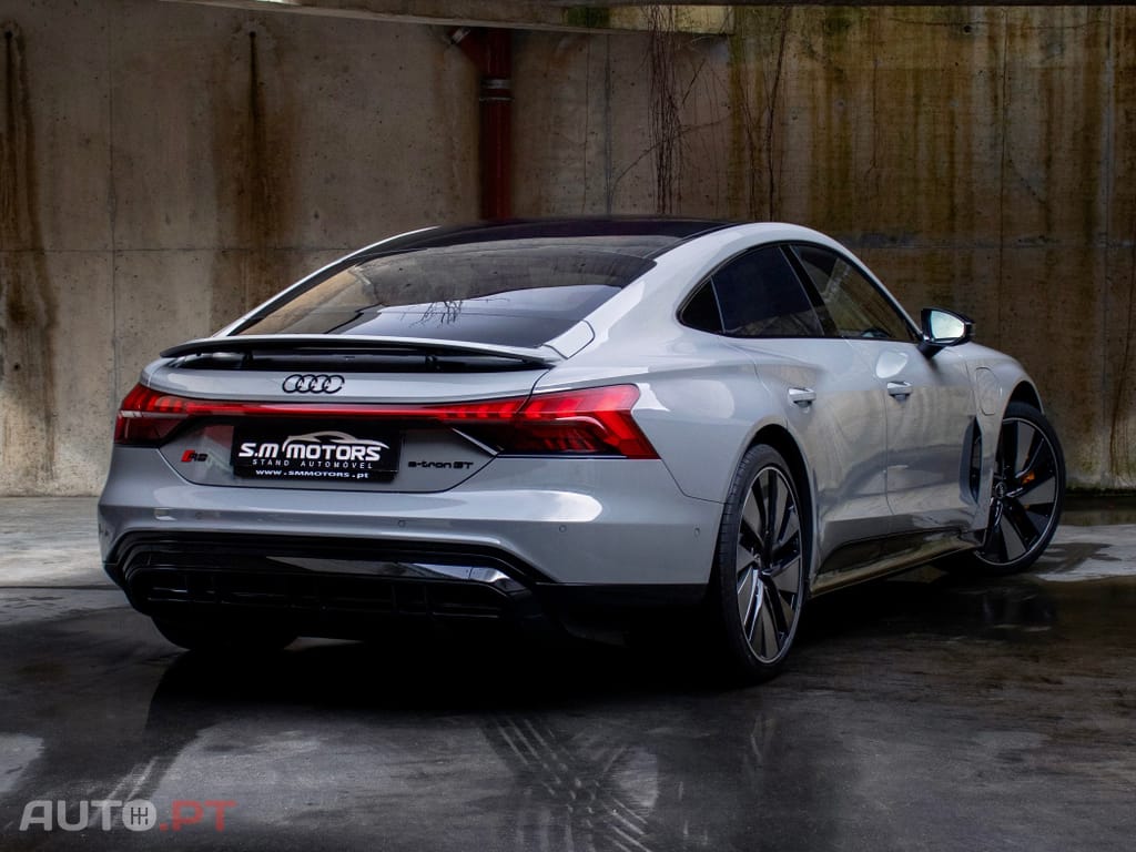 Audi RS E-Tron GT quattro