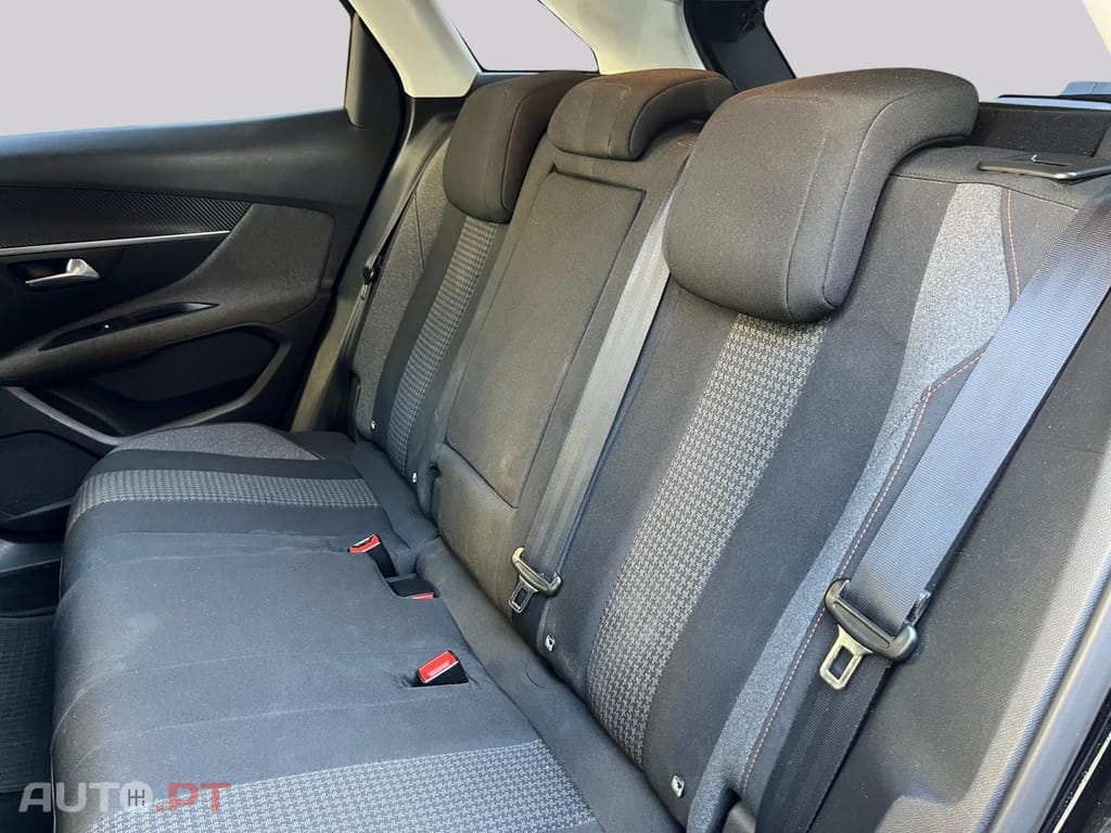 Peugeot 3008 1.5 BlueHDI Active Business