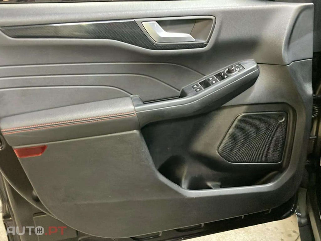 Ford Kuga 1.5 EcoBoost ST-Line