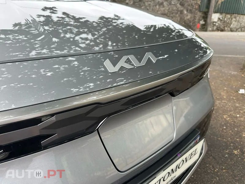 Kia Niro 64kWh Vision Edition