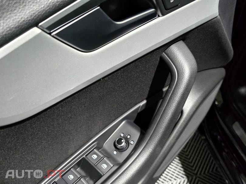 Audi A4 Avant 2.0 TDI Advance S tronic