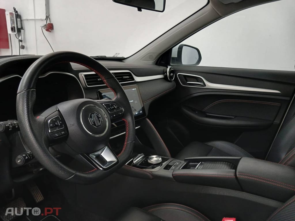 MG ZS EV 72.6 kWh Luxury