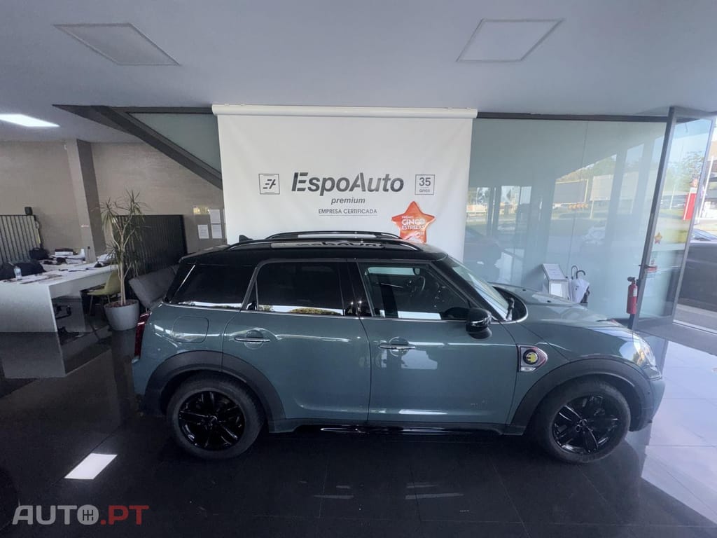 MINI Countryman Cooper SE ALL4 Auto