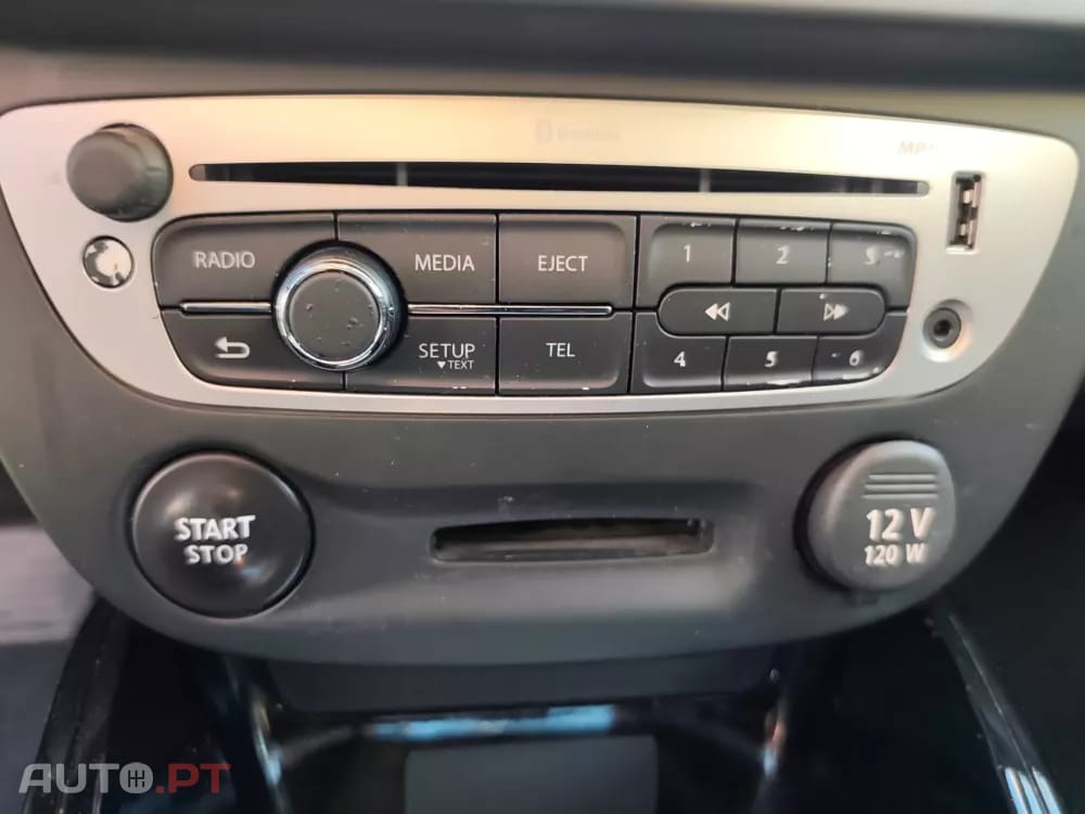 Renault Mégane Coupe 1.5 dCi Bose Edition EDC