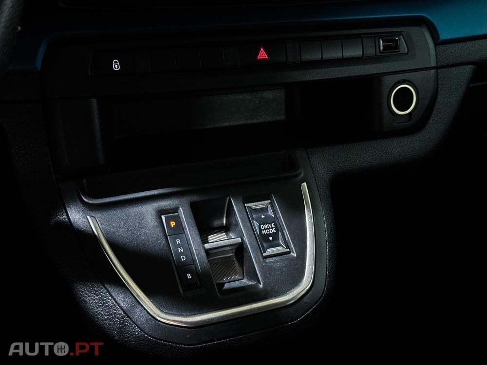 Peugeot E-Traveller 50kHw Expert