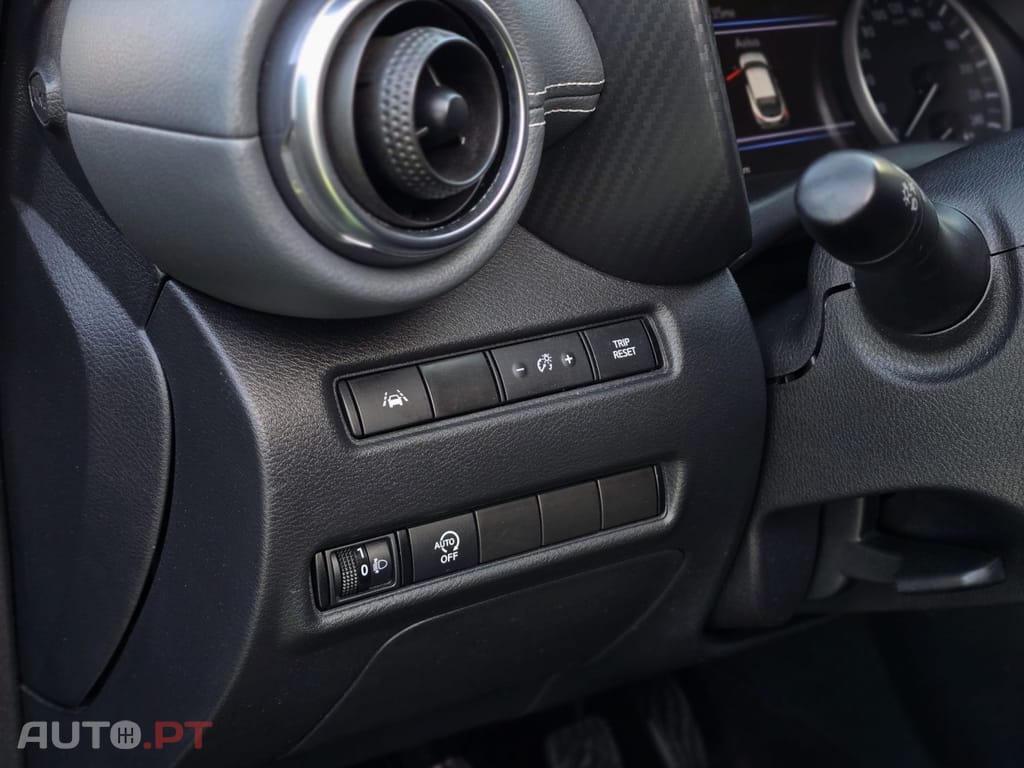 Nissan Juke 1.0 DIG-T N-Connecta