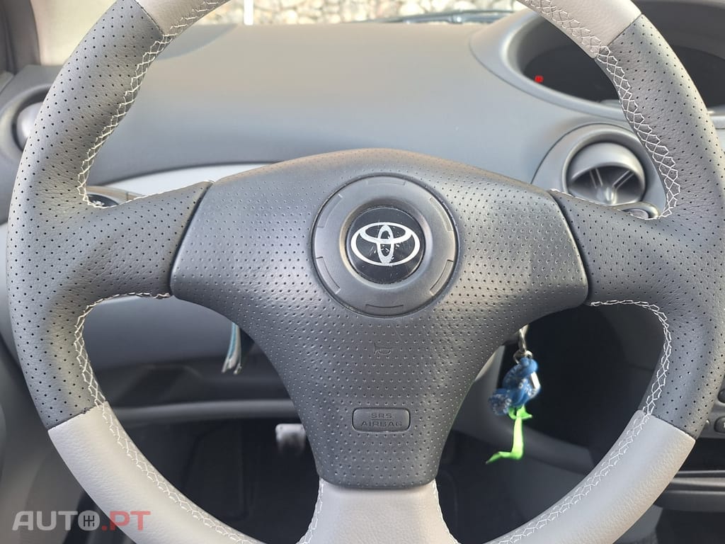 Toyota Yaris 1.0 Luna