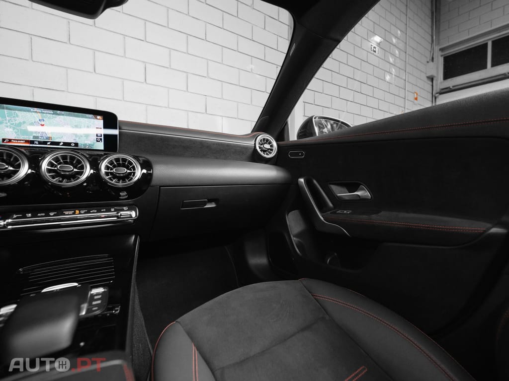 Mercedes-Benz CLA 250 e Shooting Brake AMG Line