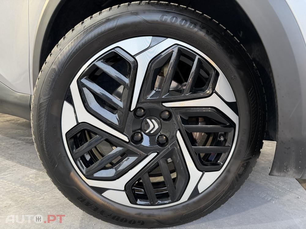 Citroen C4 PureTech 130 Stop&Start EAT8 PLUS