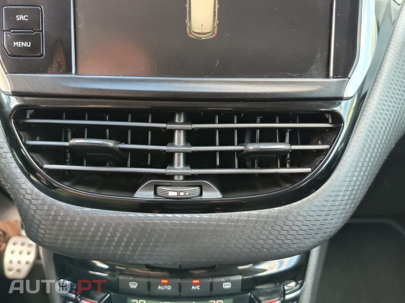 Peugeot 208 1.2 PureTech GT Line