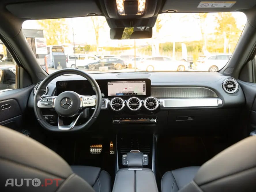 Mercedes-Benz EQB 300 4Matic AMG Line