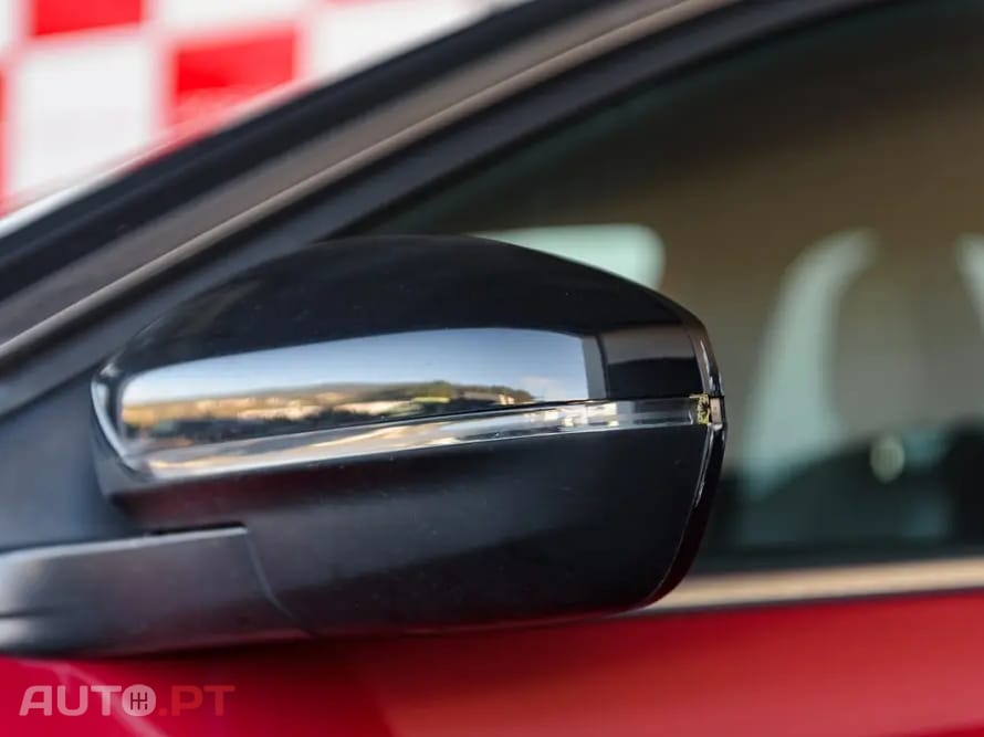 Peugeot 3008 1.5 BlueHDi GT EAT8