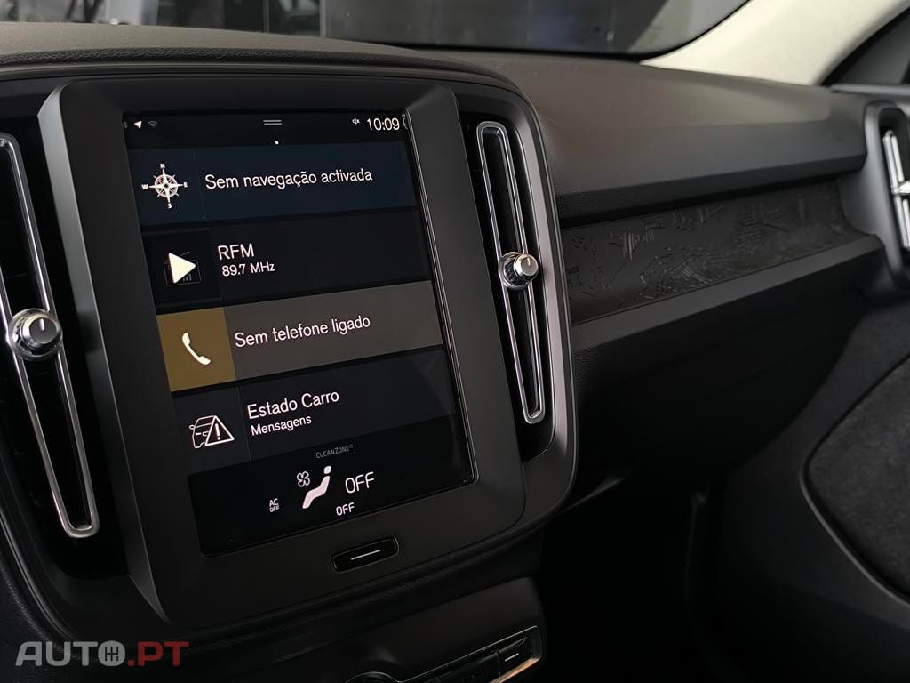Volvo XC40 1.5 T2 Momentum