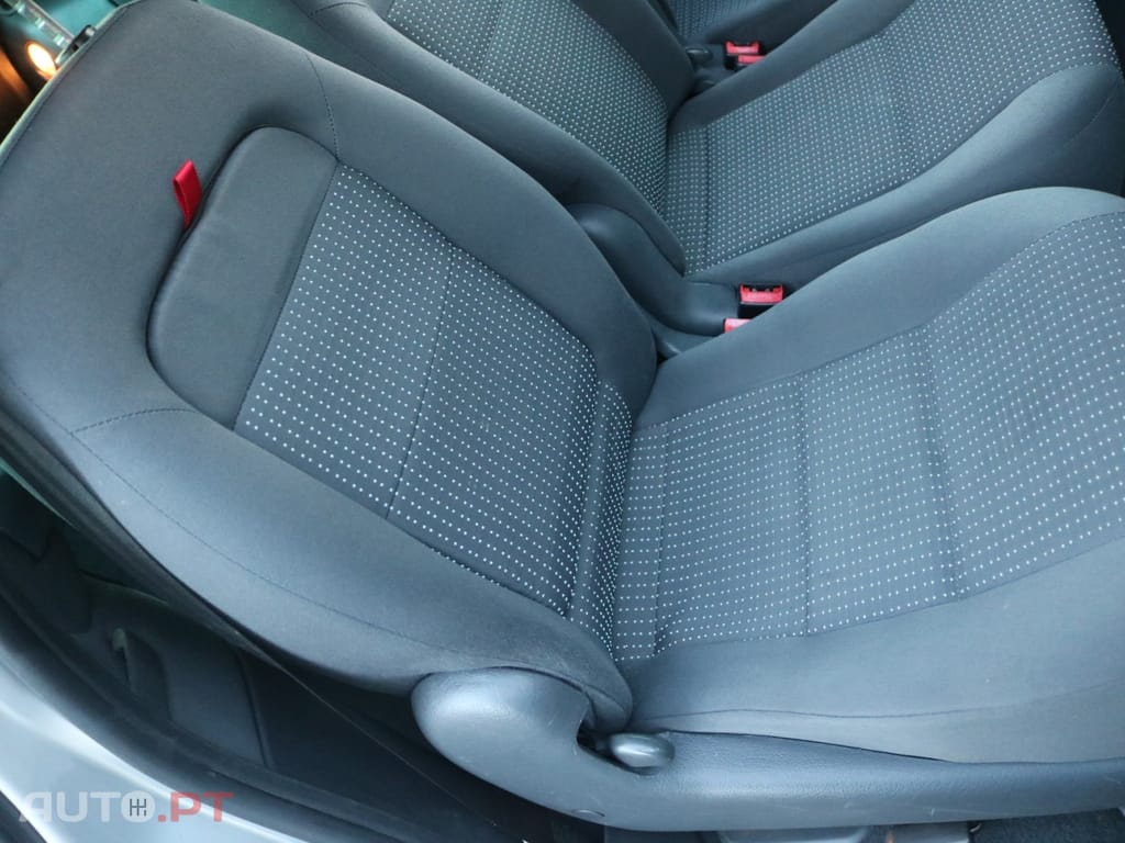 Seat Alhambra 1.9 TDi Reference