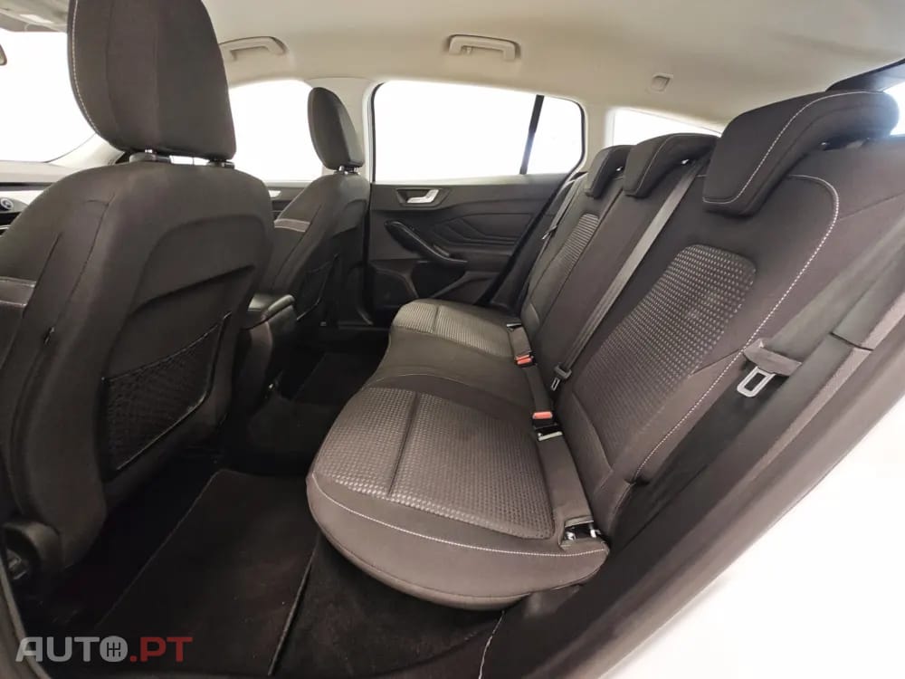 Ford Focus SW 1.0 EcoBoost MHEV Connected