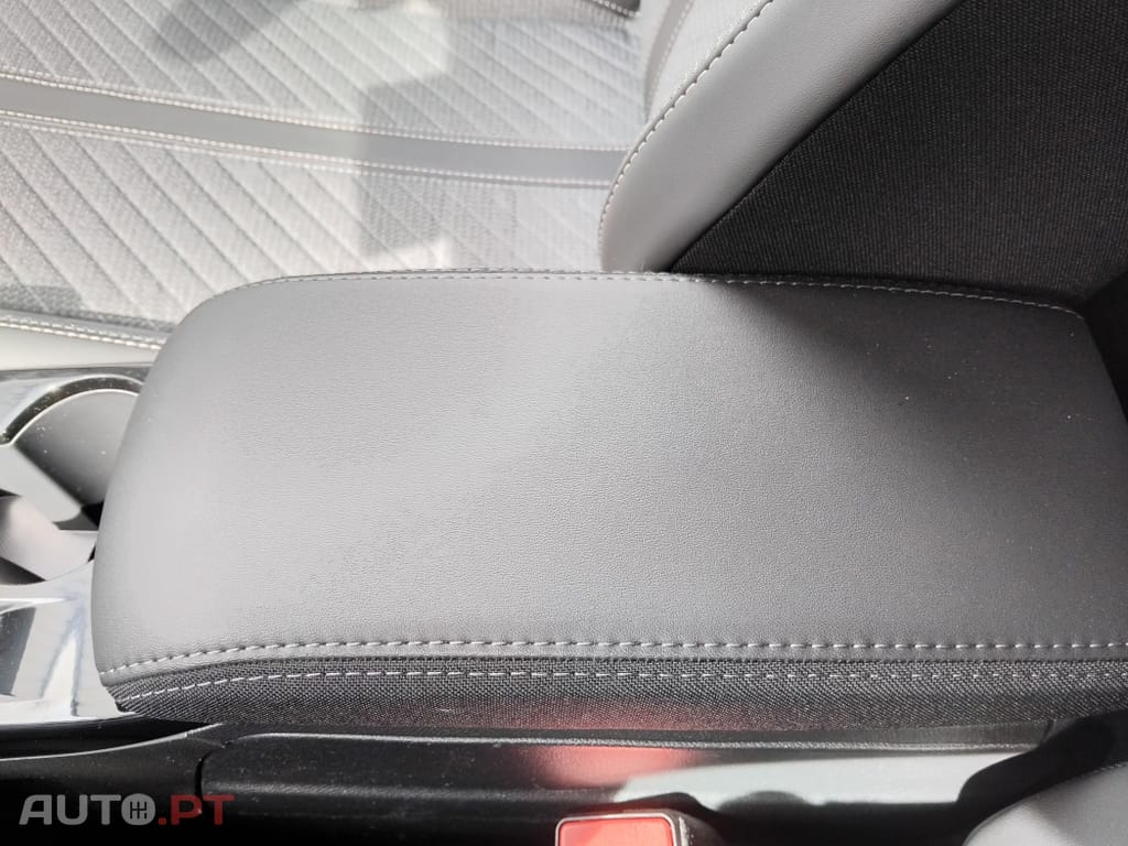Peugeot 2008 1.2 PureTech Allure Pack