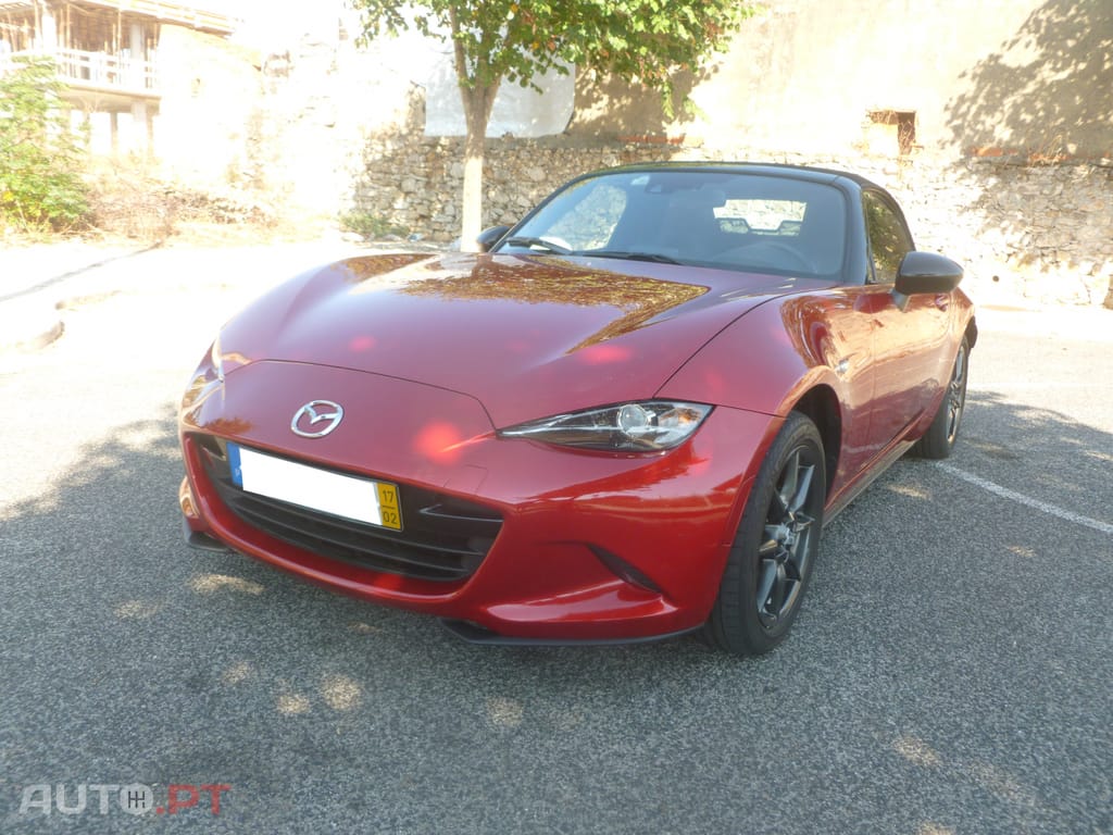 Mazda MX-5 1.5 SKYACTIV Technology Cabrio