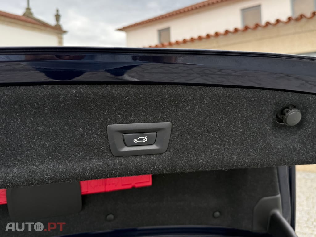 BMW 330 e Corporate Edition Auto