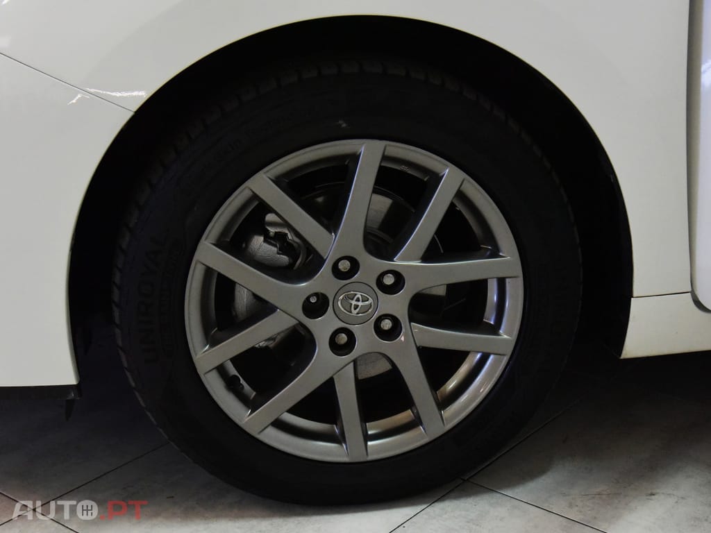 Toyota Verso 2.0 D-4D Exclusive+NAVI