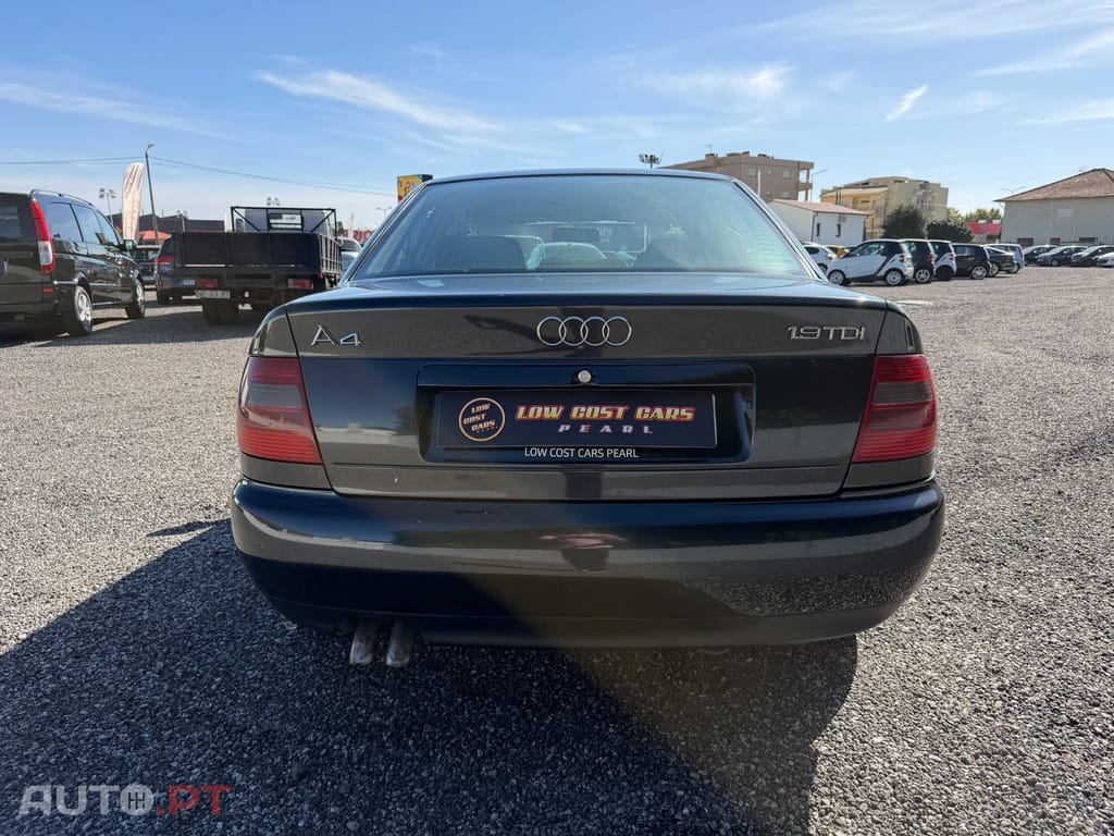 Audi A4 1.9 TDI Confort