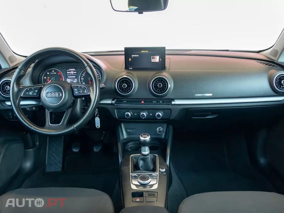 Audi A3 Sportback 1.6 TDi Look RS3