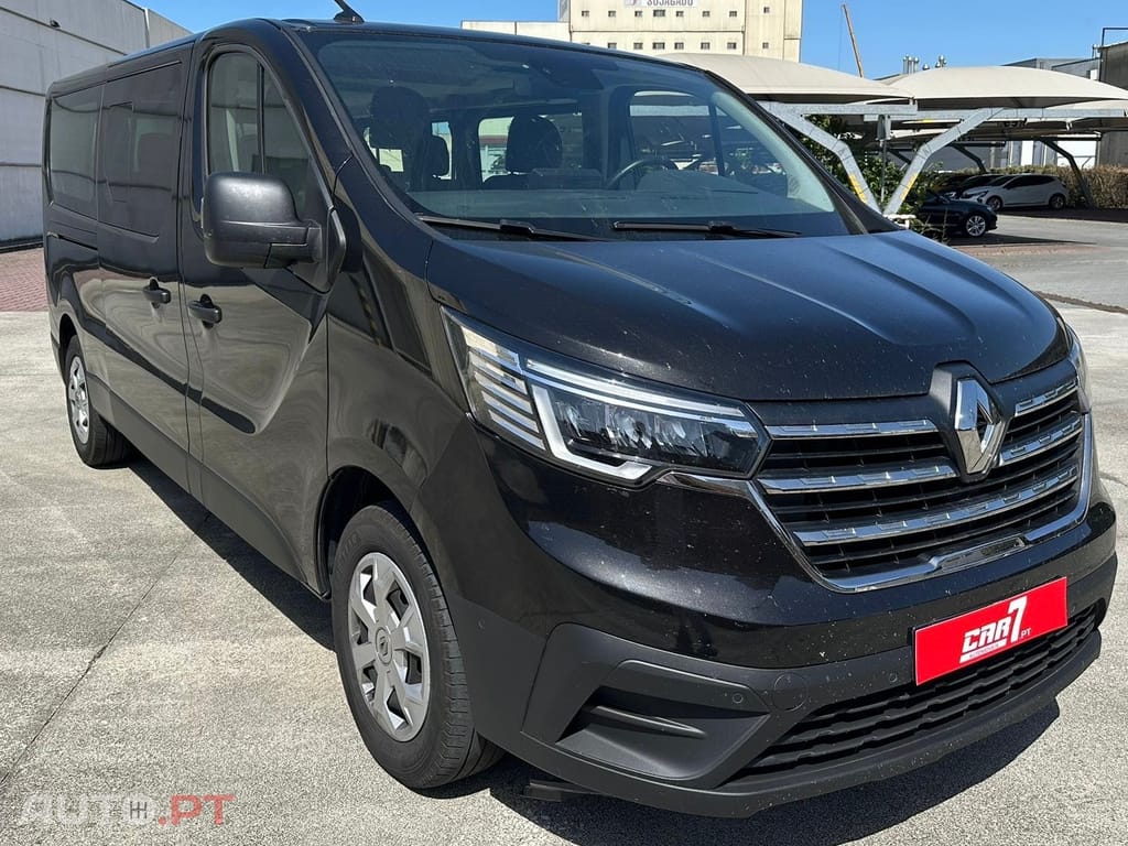 Renault Trafic Outro