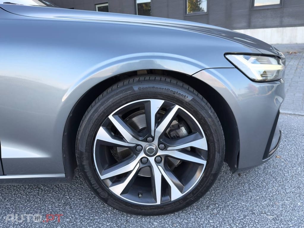 Volvo V60 2.0 D4 R-Design Geartronic