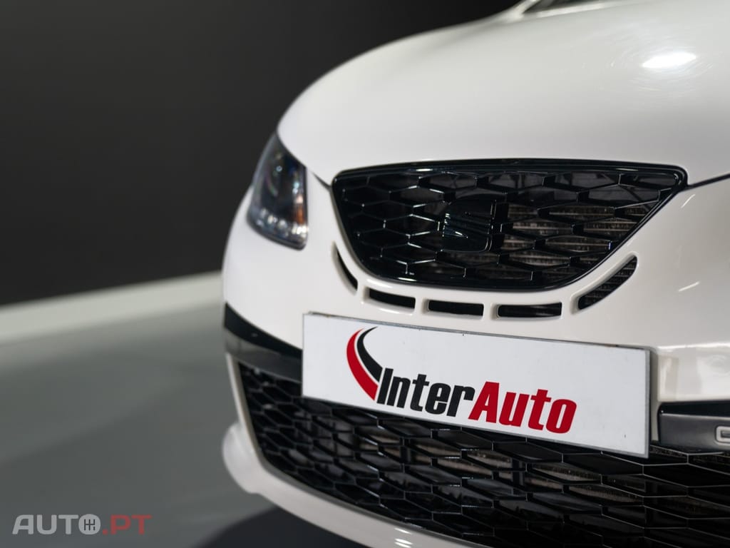 Seat Ibiza SC 1.4 TSI Cupra DSG