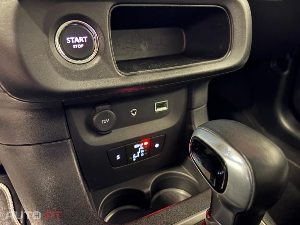Citroen C3 1.2 PureTech Shine EAT6