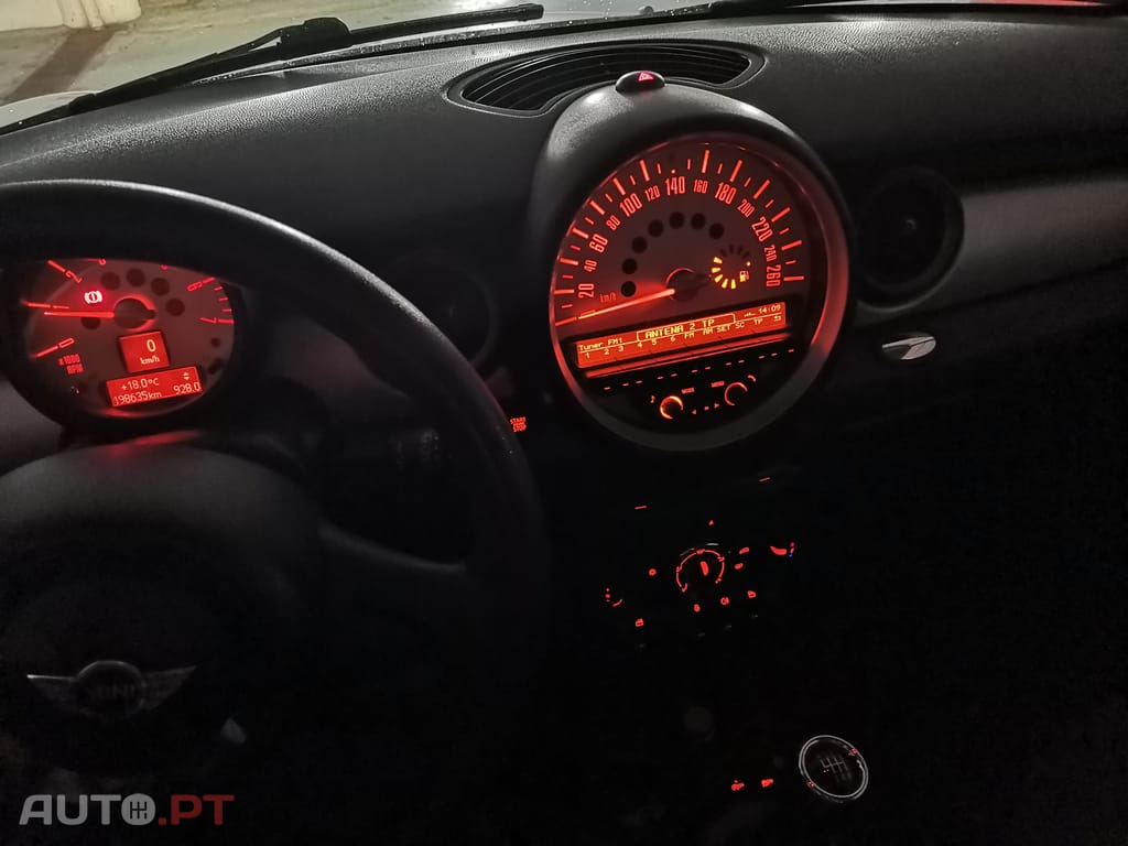 MINI Clubman One D - Van den Broeck