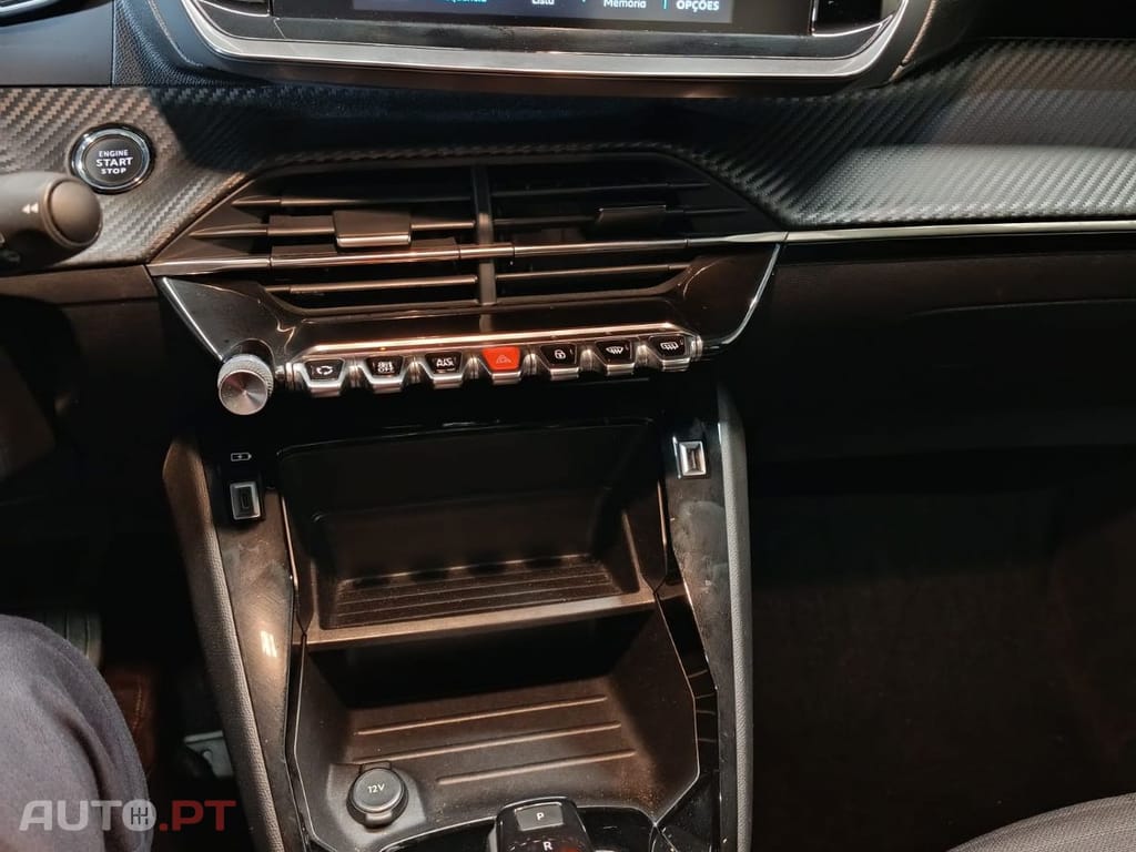 Peugeot E-208 Active Pack 