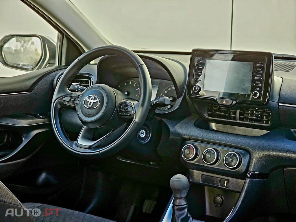 Toyota Yaris 1.0 VVT-i Comfort Plus