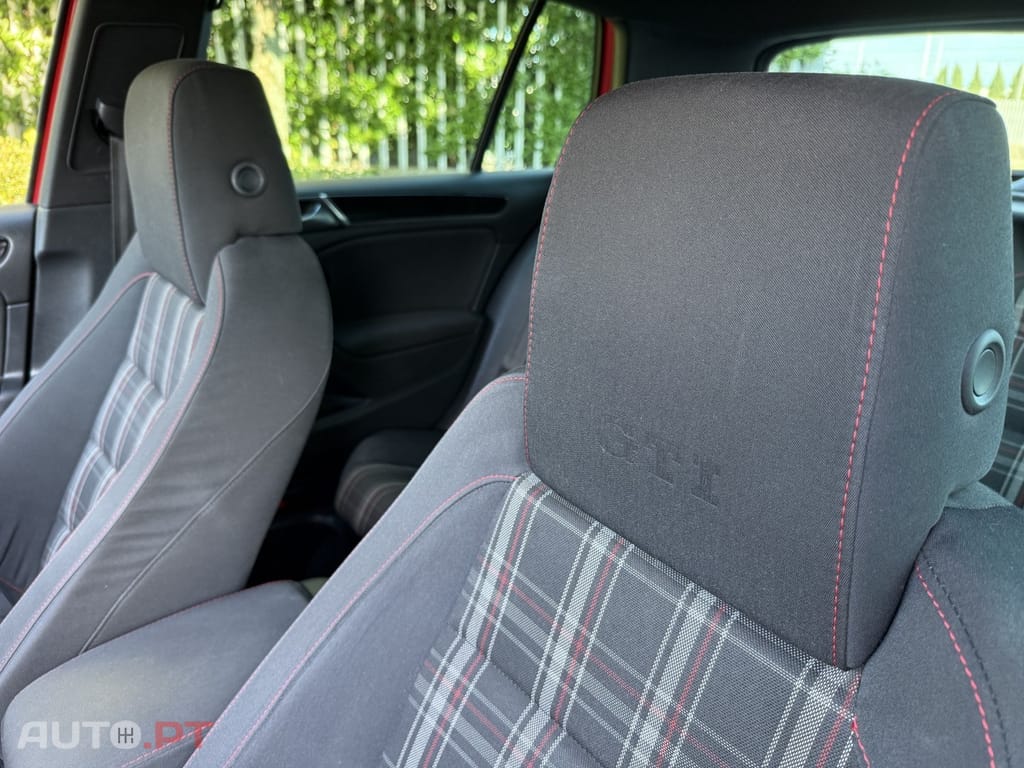 Volkswagen Golf 2.0 GTi