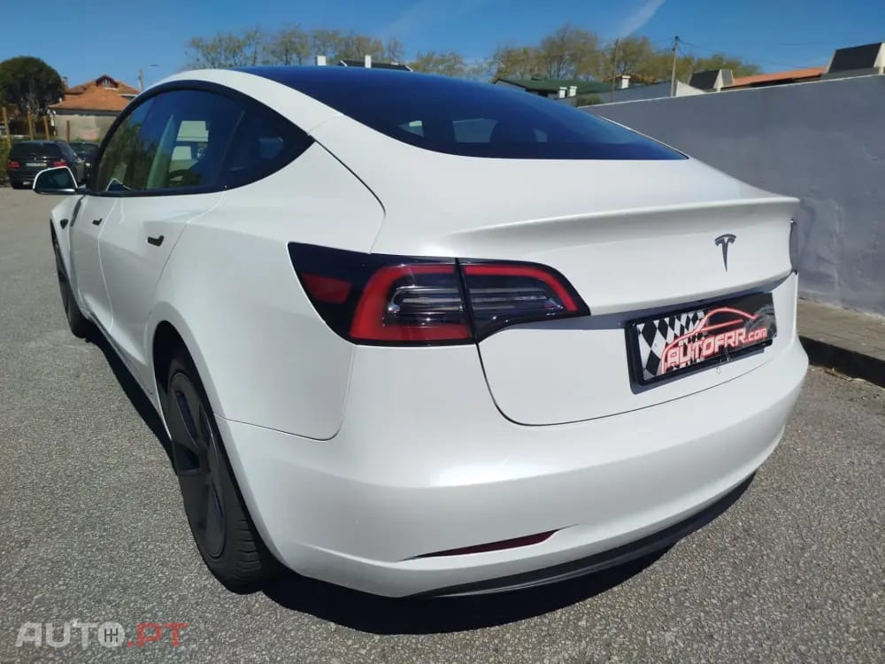 Tesla Model 3 Tração Traseira Premium