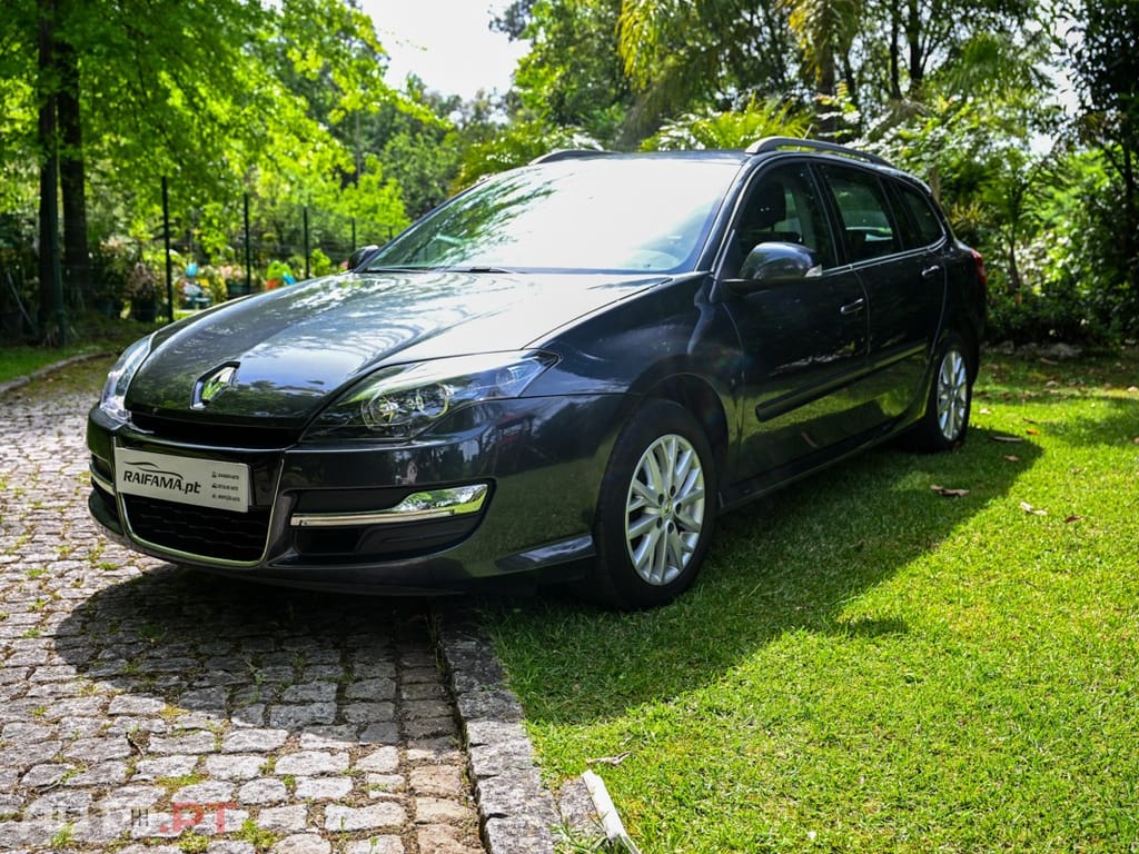 Renault Laguna Break 2.0 dCi Dynamique S 120g