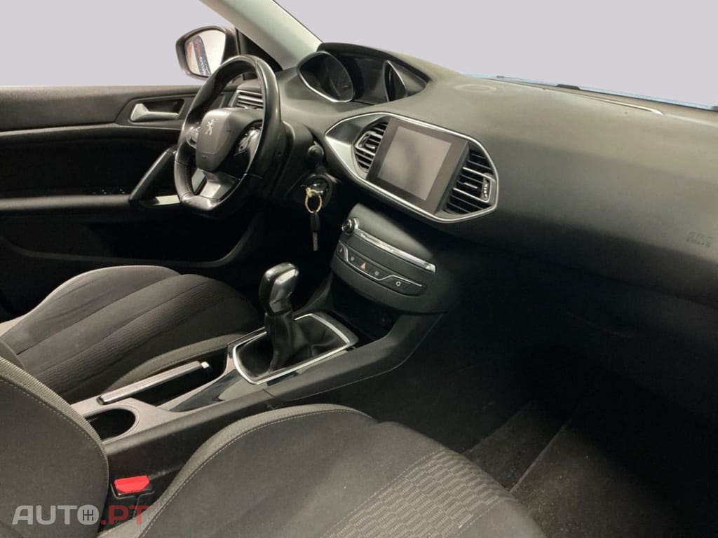 Peugeot 308 SW 1.2 PureTech Style