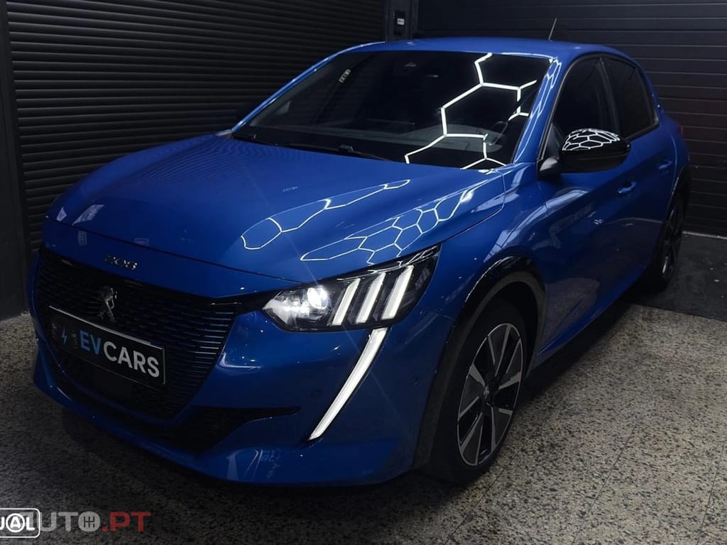 Peugeot E-208 50 kWh GT